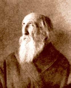 Στέφανος Χιτρόφ, Πρεσβύτερος