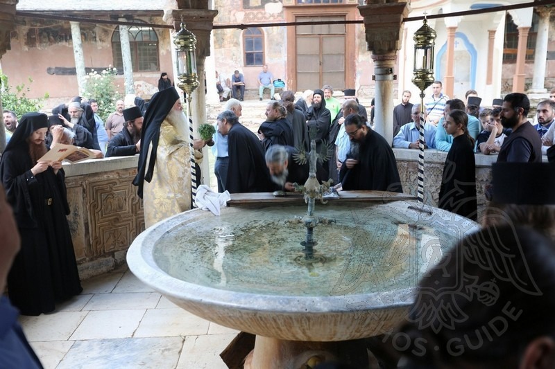 Сила молитвы: об освящении вещей и продуктов