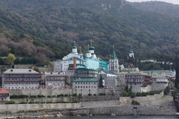 Свято-Пантелеймонов монастырь на Горе Афон