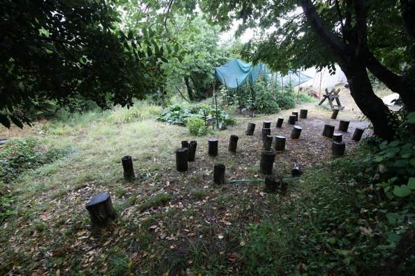 Двор кельи фото