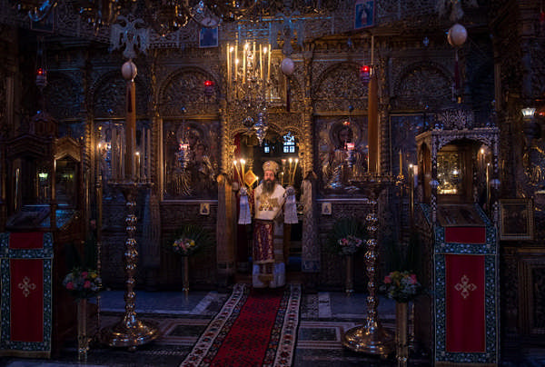 Служба в монастыре Хиландар фото